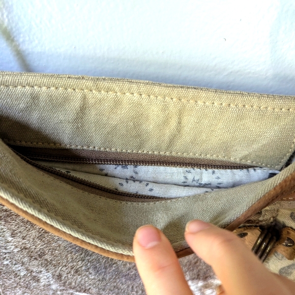 Myra Leather Western Crossbody Bag Cowhide Floral Print - Picture 7 of 12